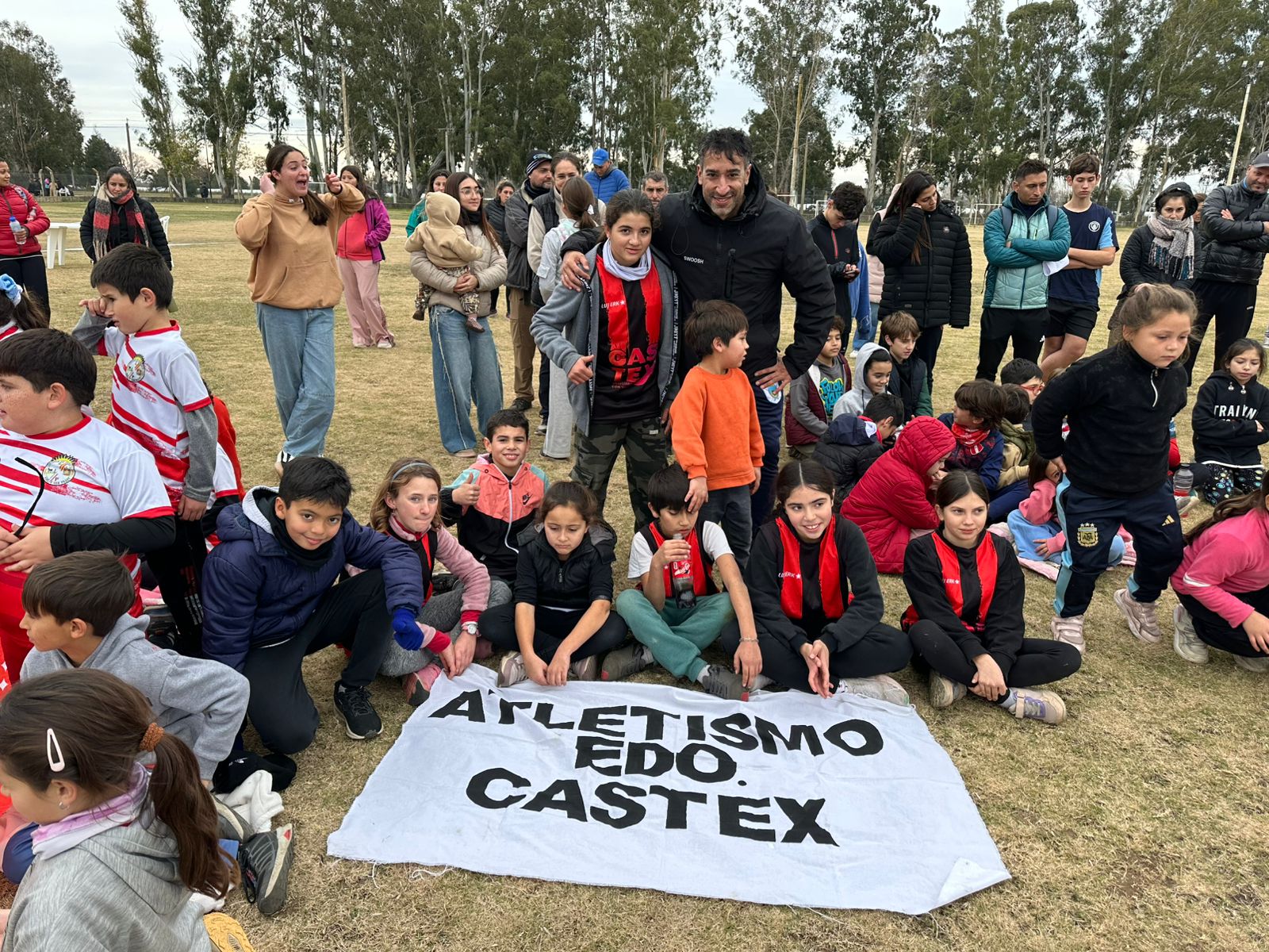 Destacada actuación de la Escuela Municipal de Atletismo de Eduardo Castex en Ceballos